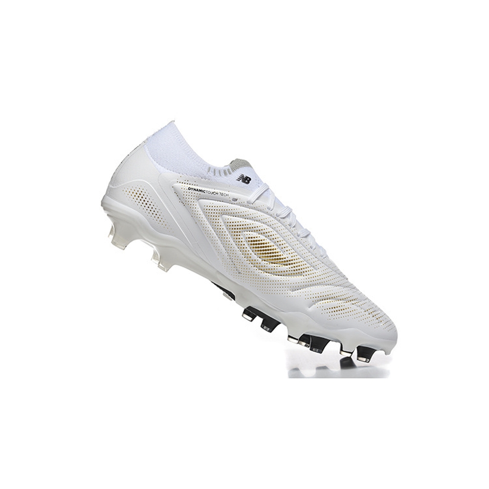 Chuteira Campo New Balance Tekela V5 Elite FG