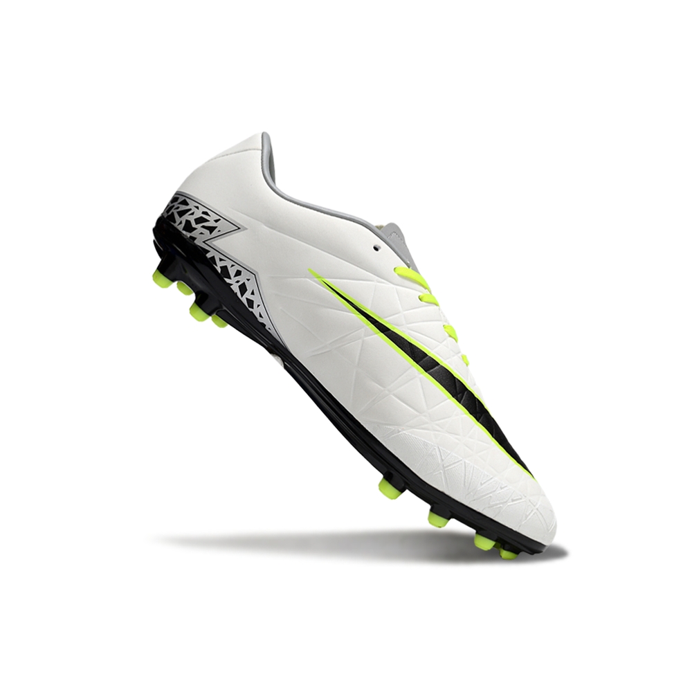 Chuteira Campo NIKE Hypervenom Phelon FG 