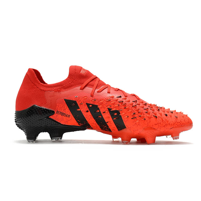 Chuteira Campo ADIDAS Predator Freak.1 Low FG Meteorite