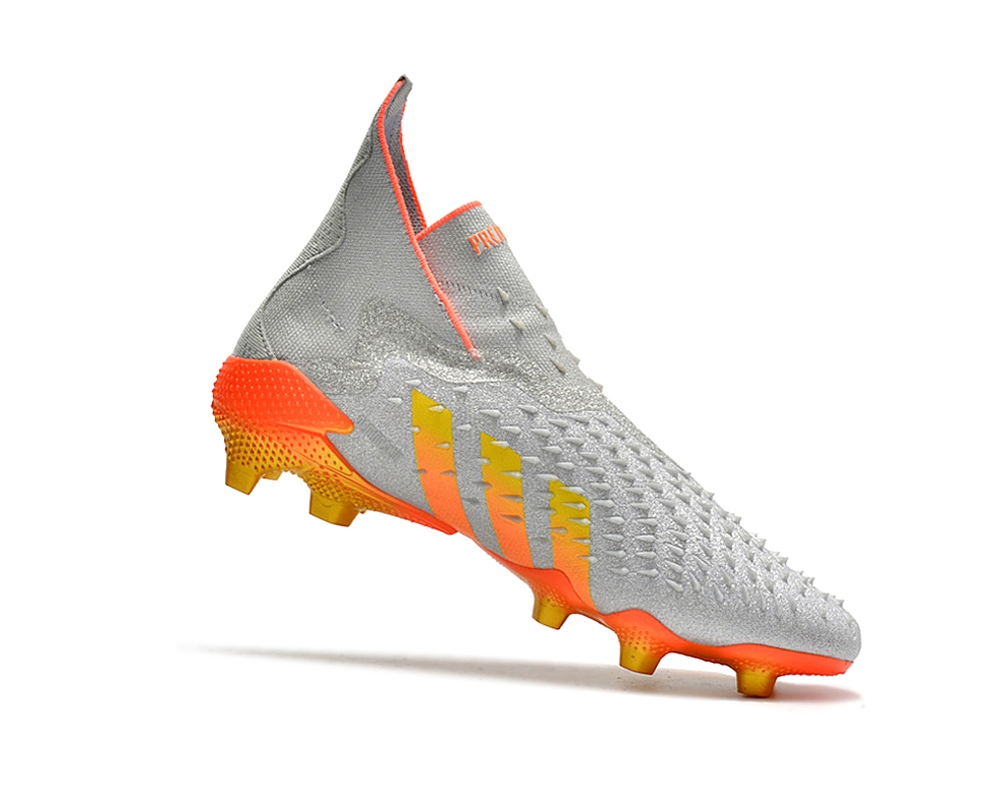 Chuteira Campo ADIDAS Predator Freak+ FG