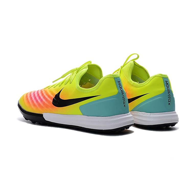 Chuteira Society NIKE MagistaX
