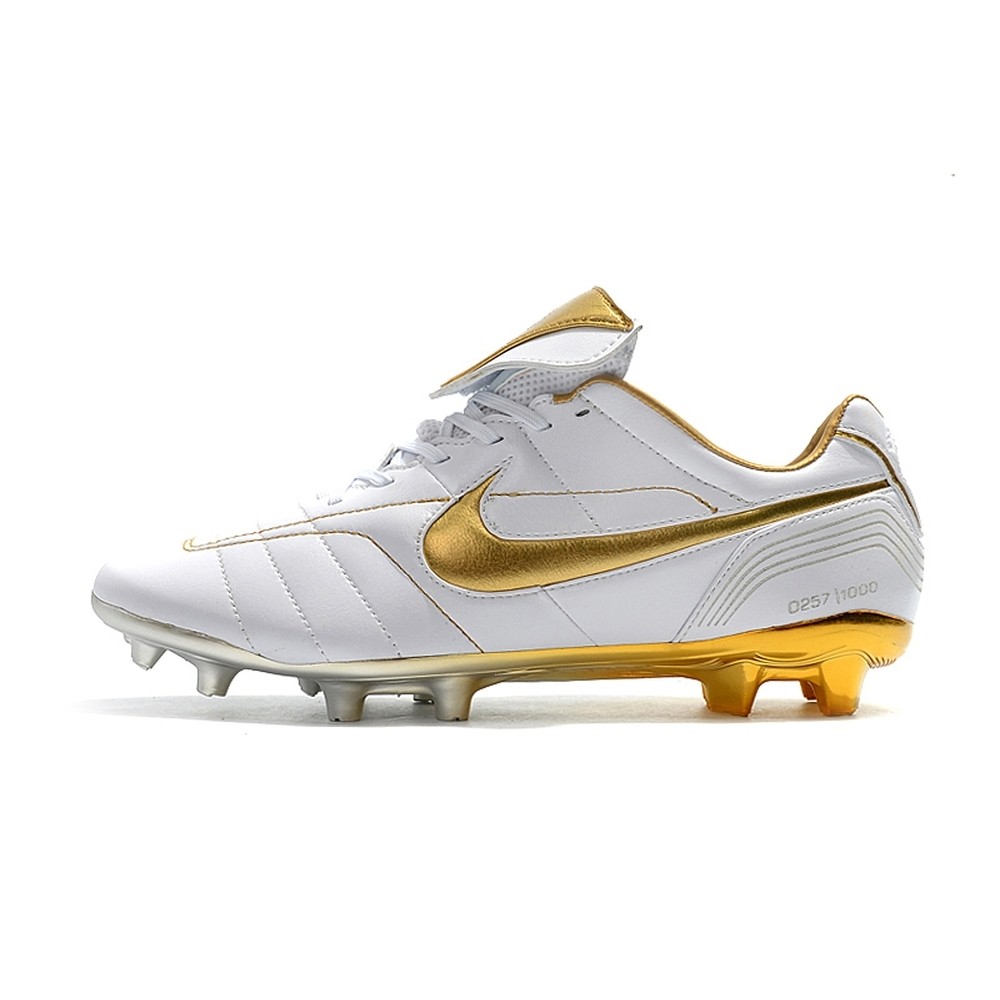 Chuteira de Campo NIKE Tiempo Legend 7 R10 FG Branco/Dourado