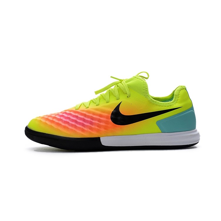 Nike futsal magista x online