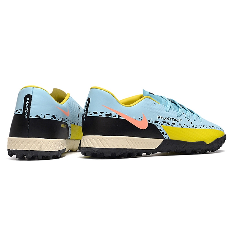 Chuteira Society Nike React Phantom GT2 Pro Lucent