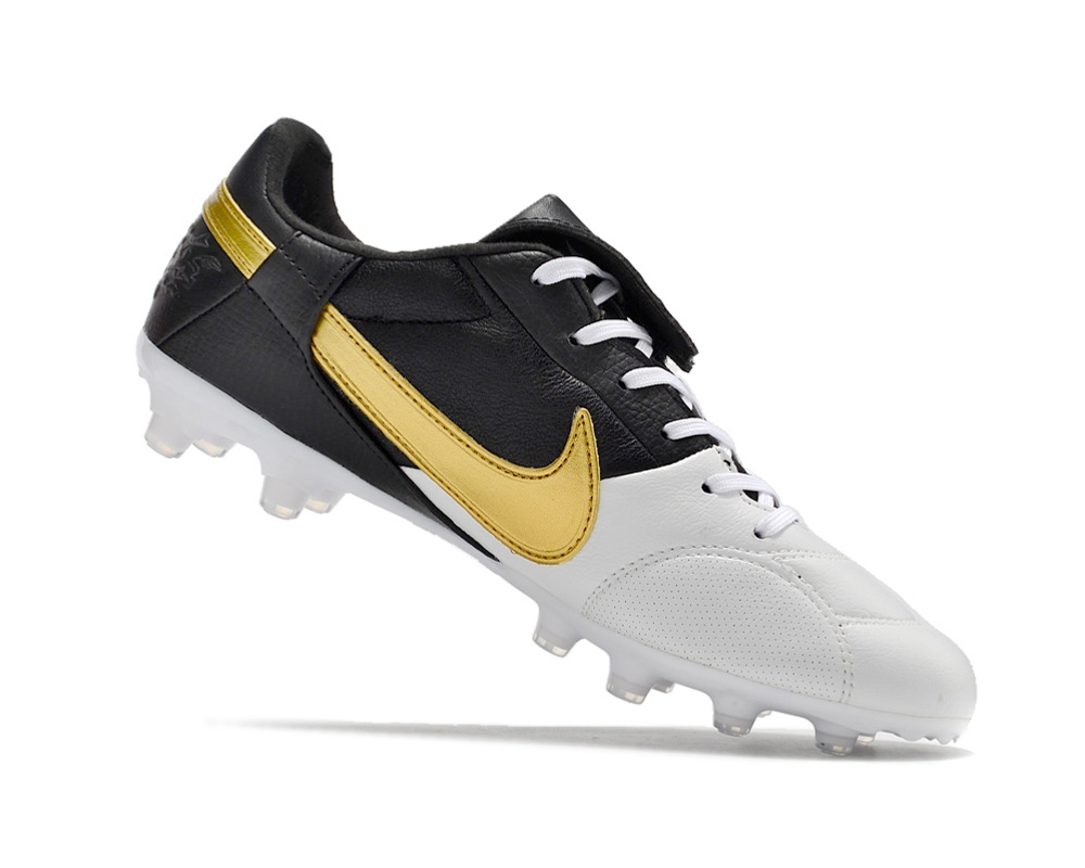 Chuteira Campo Nike Premier III FG