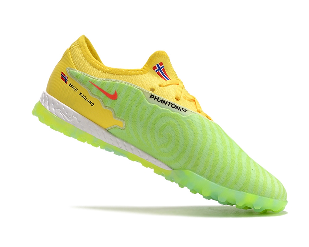 Chuteira Society Nike React Phantom GX Pro