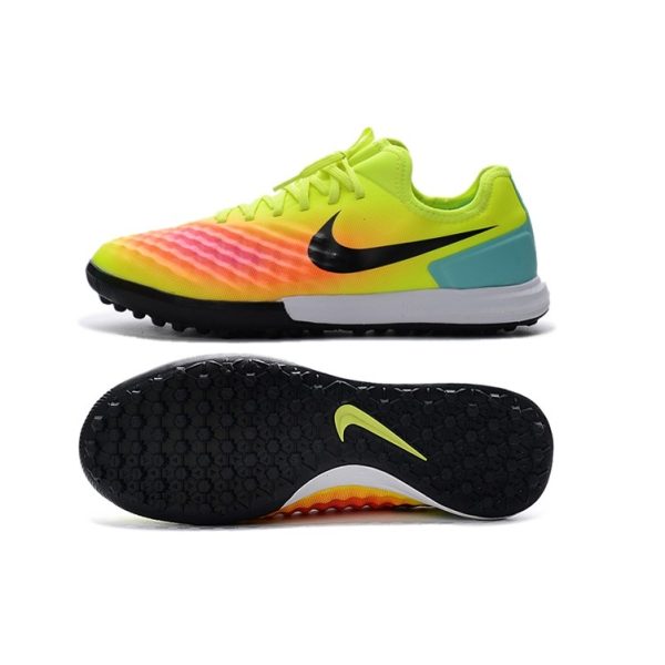 Chuteira Society NIKE MagistaX