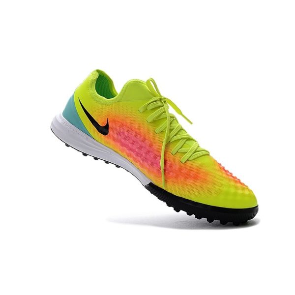 Chuteira Society NIKE MagistaX