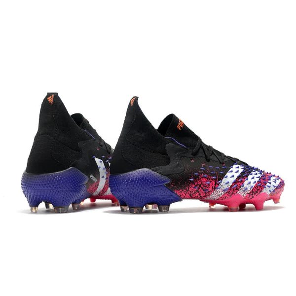 Chuteira Campo ADIDAS Predator Freak.1 FG Superspectral