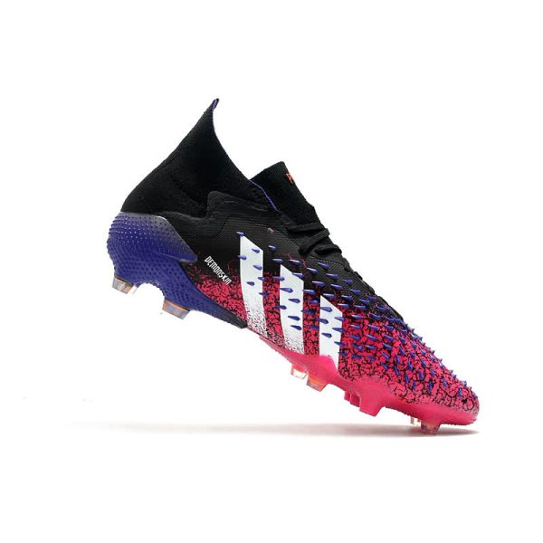 Chuteira Campo ADIDAS Predator Freak.1 FG Superspectral