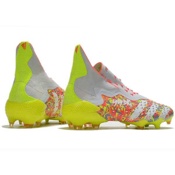 Chuteira Campo ADIDAS Predator Freak+ FG Numbersup