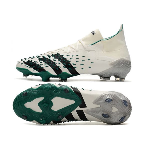 Chuteira Campo ADIDAS Predator Freak.1 FG EQT