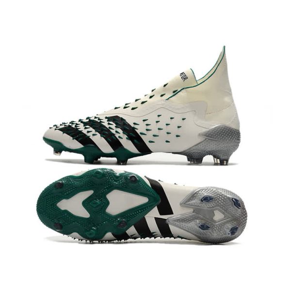 Chuteira Campo ADIDAS Predator Freak+ FG EQT