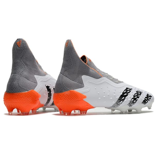 Chuteira Campo ADIDAS Predator Freak+ FG White Spark