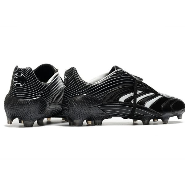 Chuteira Campo ADIDAS Predator Mania Absolute FG