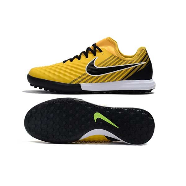 Chuteira Society NIKE MagistaX