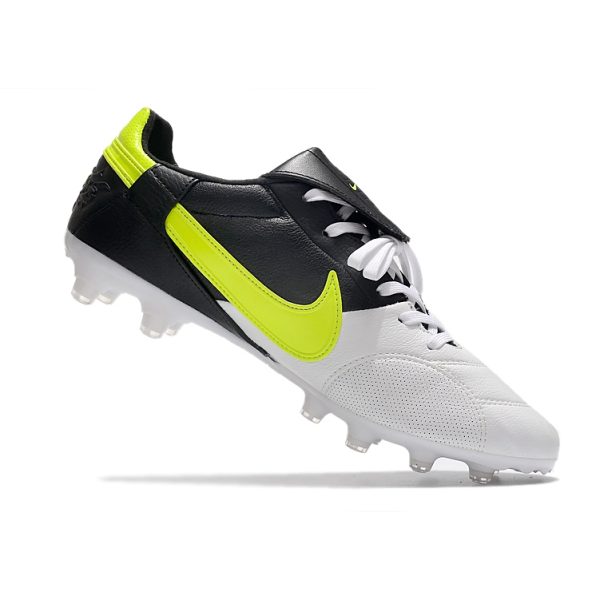 Chuteira Campo Nike Premier III FG