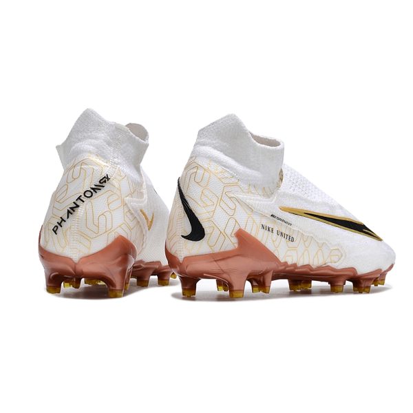 Chuteira Campo NIKE Phantom GX Elite DF FG United Golden