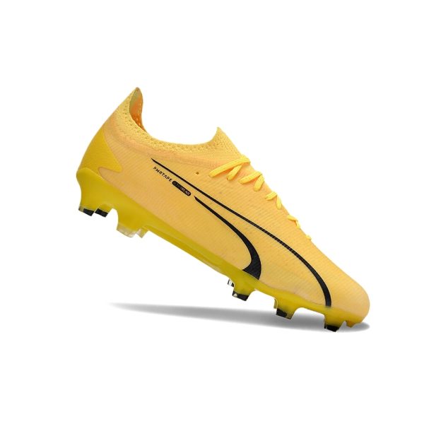 Chuteira Puma Ultra Ultimate FG Voltage