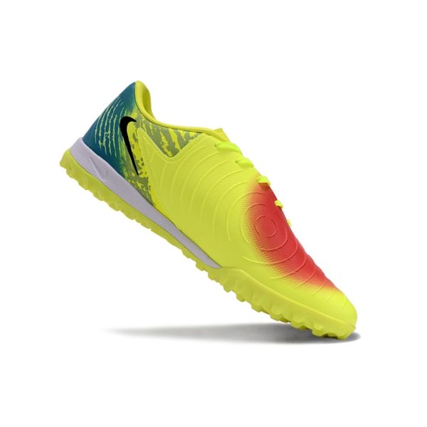 Chuteira Society Nike React Phantom GX II Academy