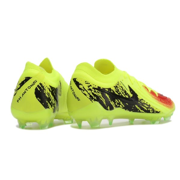 Chuteira Campo NIKE Phantom GX II Elite LV8 FG