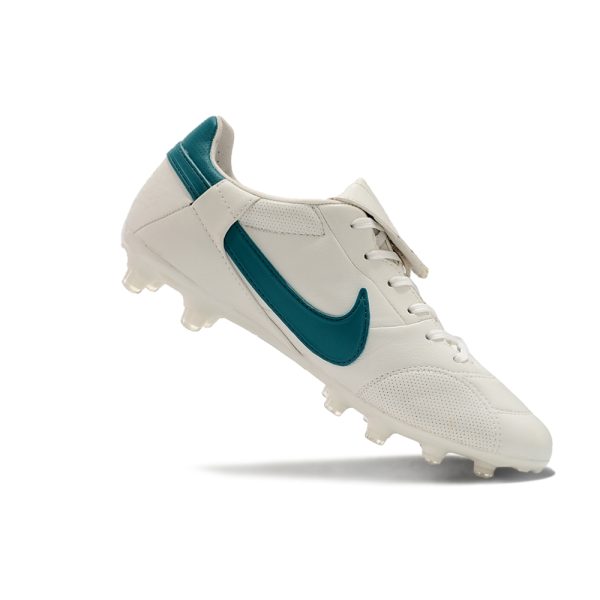 Chuteira Campo Nike Premier III FG