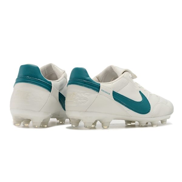 Chuteira Campo Nike Premier III FG