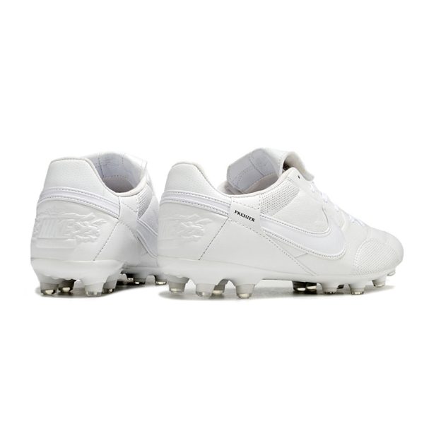 Chuteira Campo Nike Premier III FG