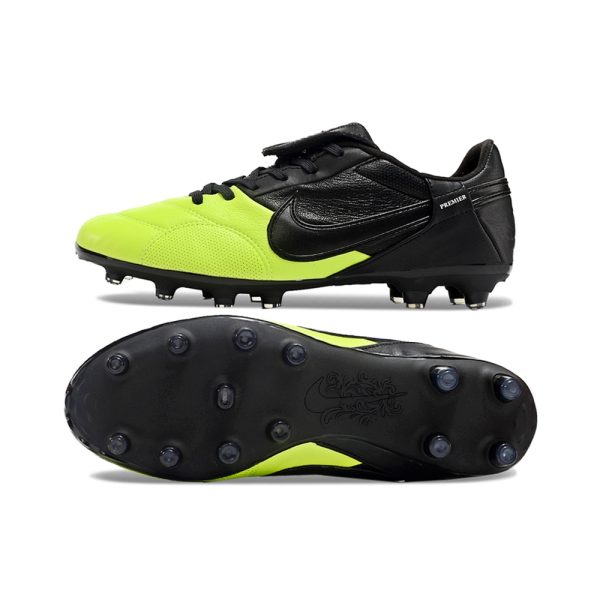 Chuteira Campo Nike Premier III FG