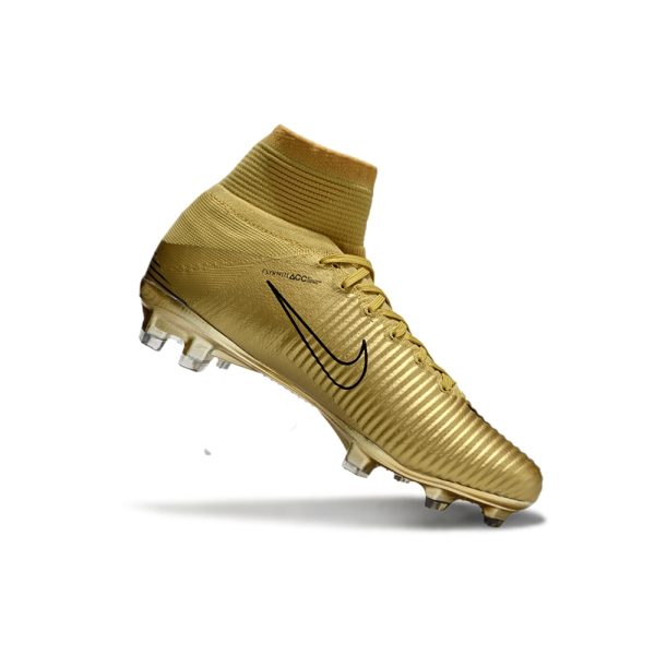 Chuteira de Campo NIKE Mercurial Superfly 5 FG