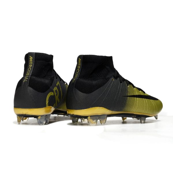 Chuteira de Campo NIKE Mercurial Superfly 4 FG CR7