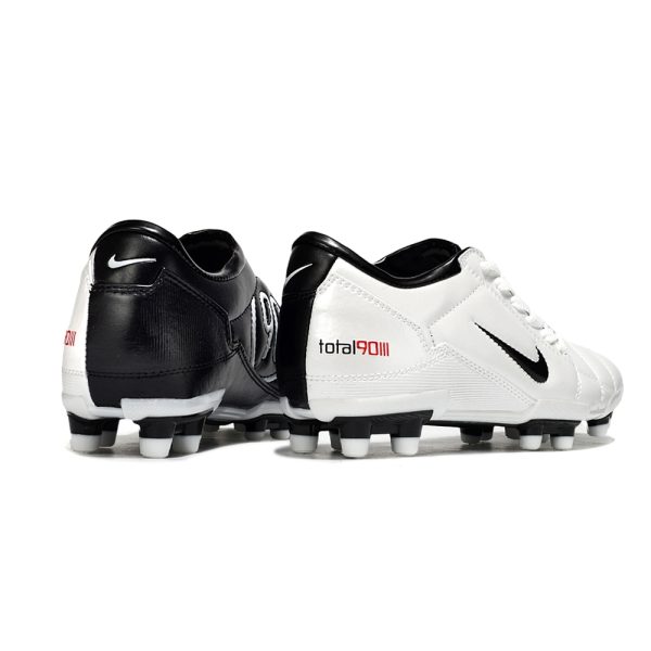 Chuteira Campo Nike Total 90 III FG