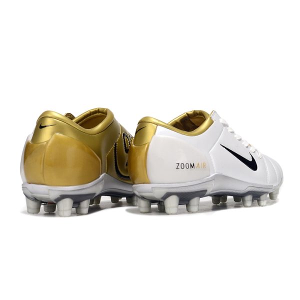 Chuteira Campo Nike Total 90 III FG