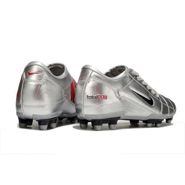 Chuteira Campo Nike Total 90 III FG