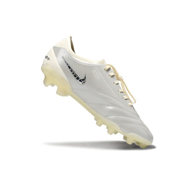 Chuteira Campo NIKE Tiempo Legend X Elite FG Made In Italy