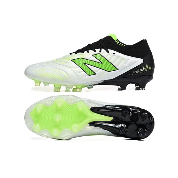 Chuteira Campo New Balance Tekela V5 Elite FG
