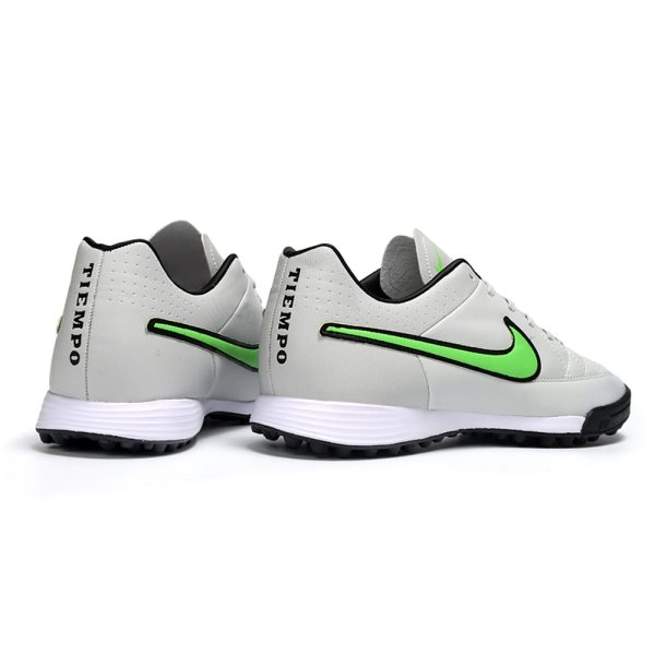 Chuteira Society NIKE Tiempo Legend
