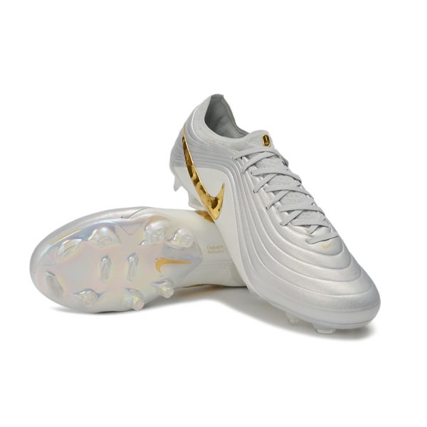 Chuteira Campo NIKE Tiempo Maestro Elite FG