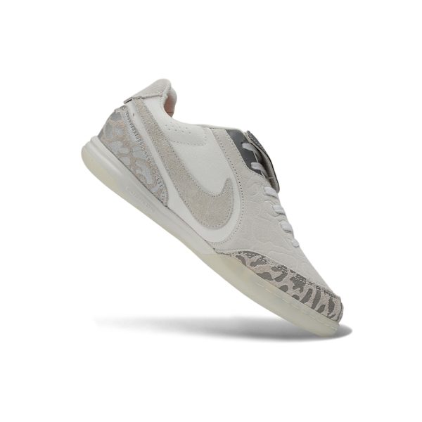 Chuteira Futsal Nike Street Gato Tiempo Jordan SE