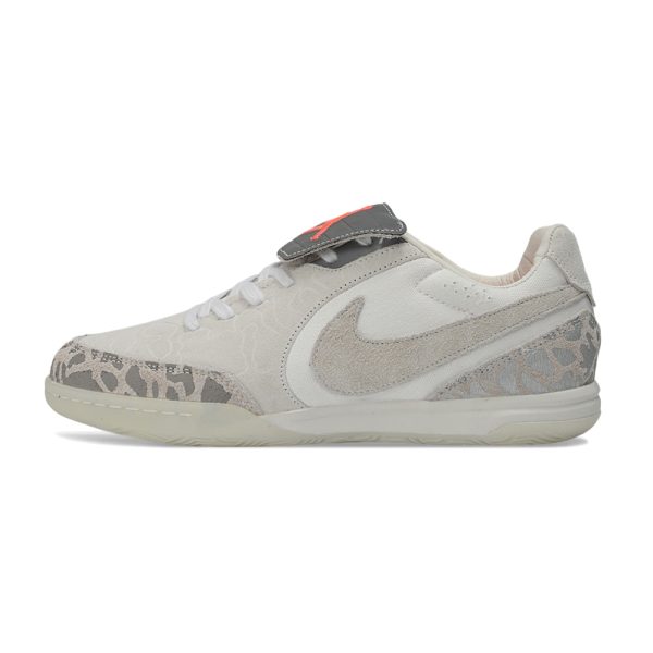 Chuteira Futsal Nike Street Gato Tiempo Jordan SE