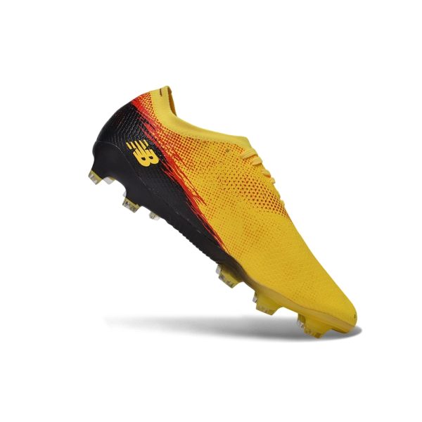 Chuteira Campo New Balance Furon V8 Elite FG
