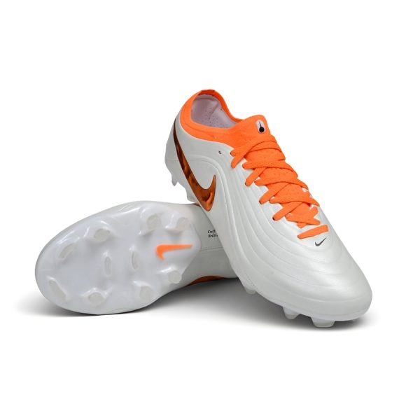 Chuteira Campo NIKE Tiempo Maestro Elite FG